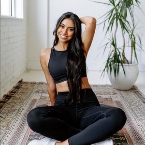 Unity bra black balance athletica